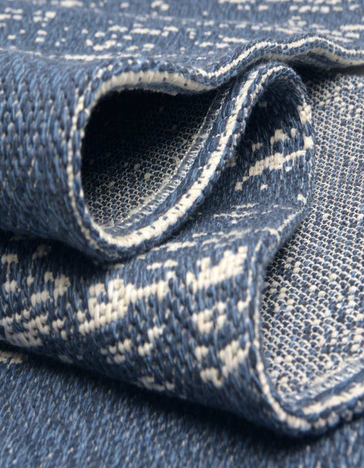 Detail image of 2' x 8' 10 Georgia Runner Rug