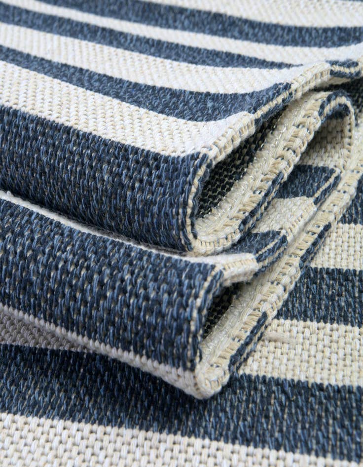 Detail image of 2' x 7' 10 Georgia Runner Rug