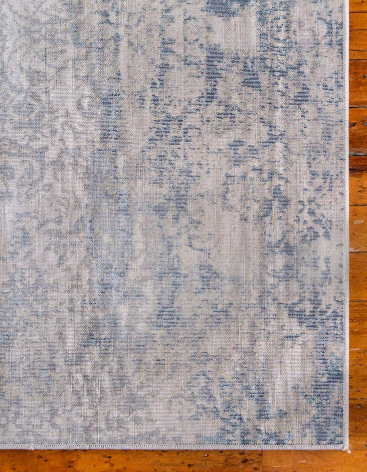 Detail image of 2' 7 x 10' Gossamer Runner Rug