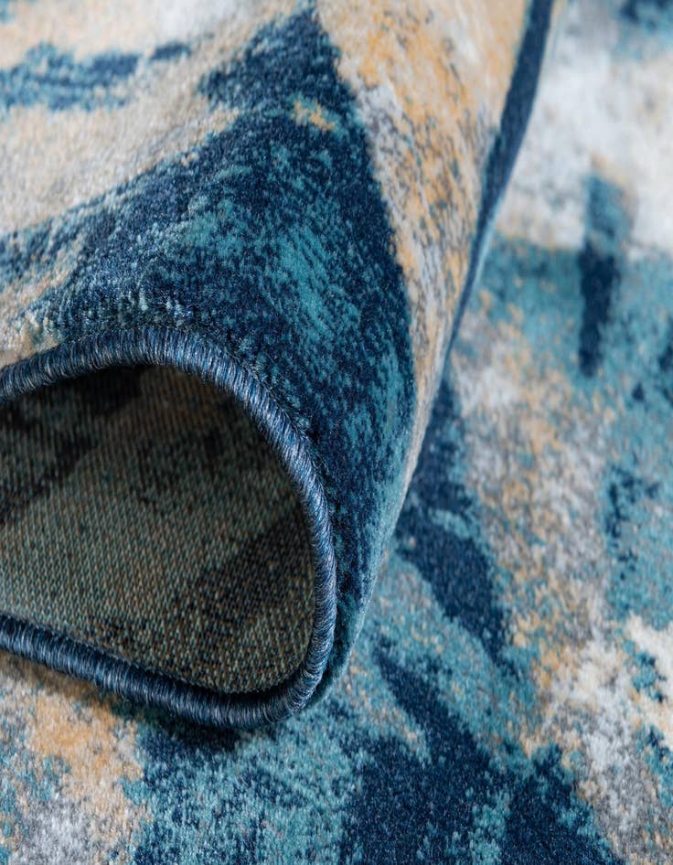 Detail image of 2' x 6' Gossamer Runner Rug