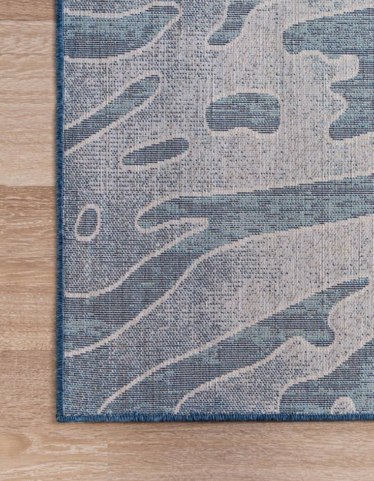 Detail image of 2' x 6' Gossamer Runner Rug