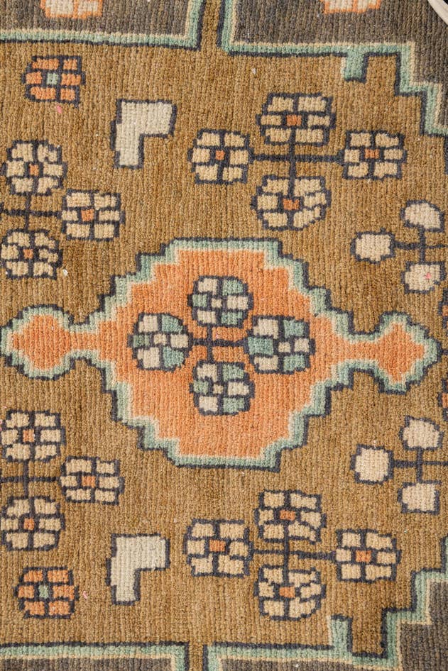 Detail image of 3' 4 x 9' 10 Hand Knotted Hamedan Persian Wool Runner Rug