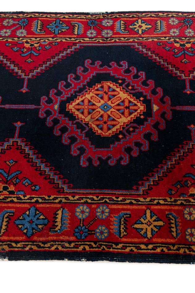 Detail image of 2' 10 x 12' 2 Hand Knotted Hamedan Persian Wool Runner Rug