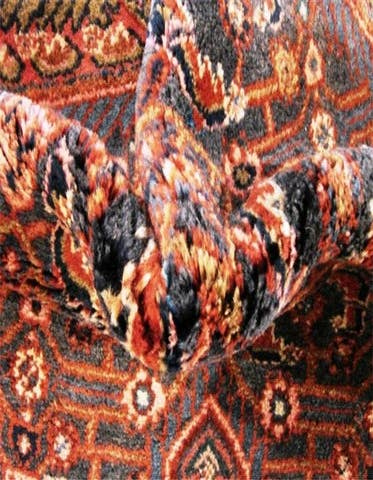 Detail image of 3' 5 x 9' 10 Hand Knotted Hossainabad Persian Wool Runner Rug