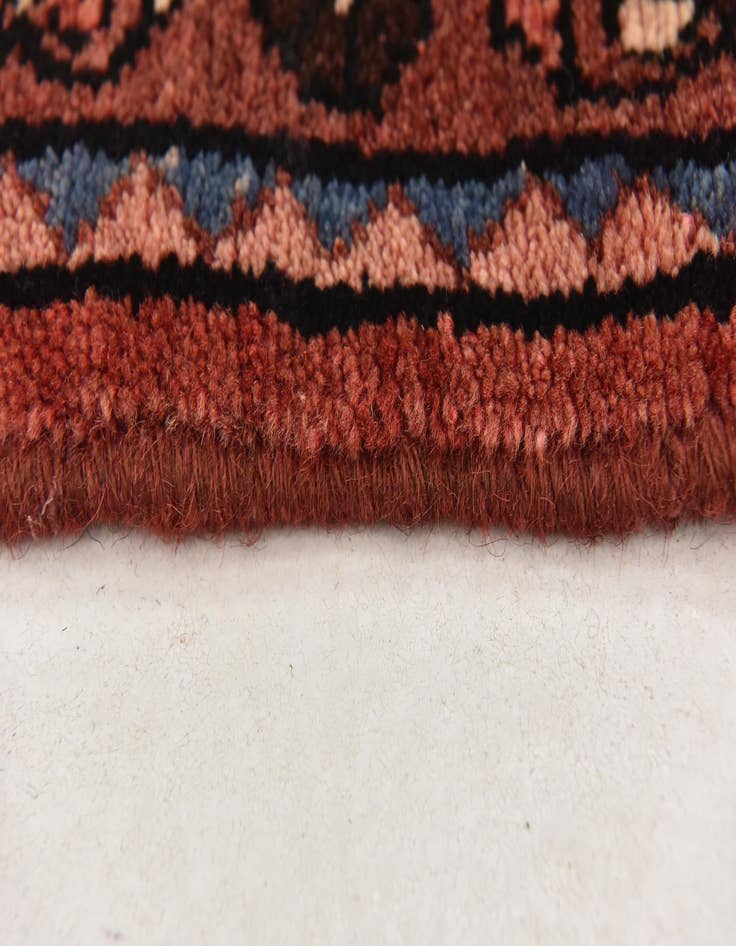 Detail image of 5' 9 x 10' 8  Hand Knotted Hossainabad Persian Wool Runner Rug