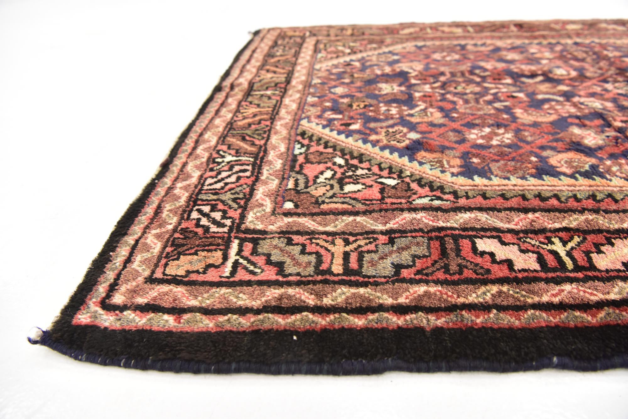 3' 8 x 9' 6 Hand Knotted Hossainabad Persian Wool Runner Rug