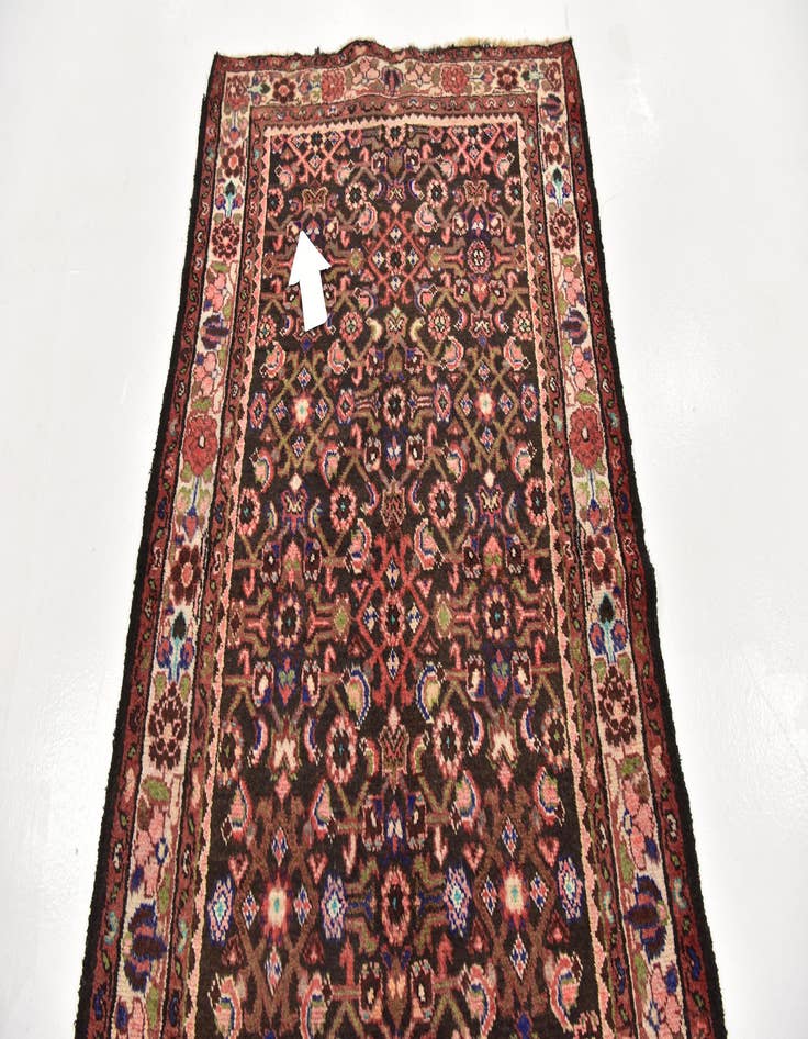 Detail image of 3' 6 x 9' 6 Hand Knotted Hossainabad Persian Wool Runner Rug