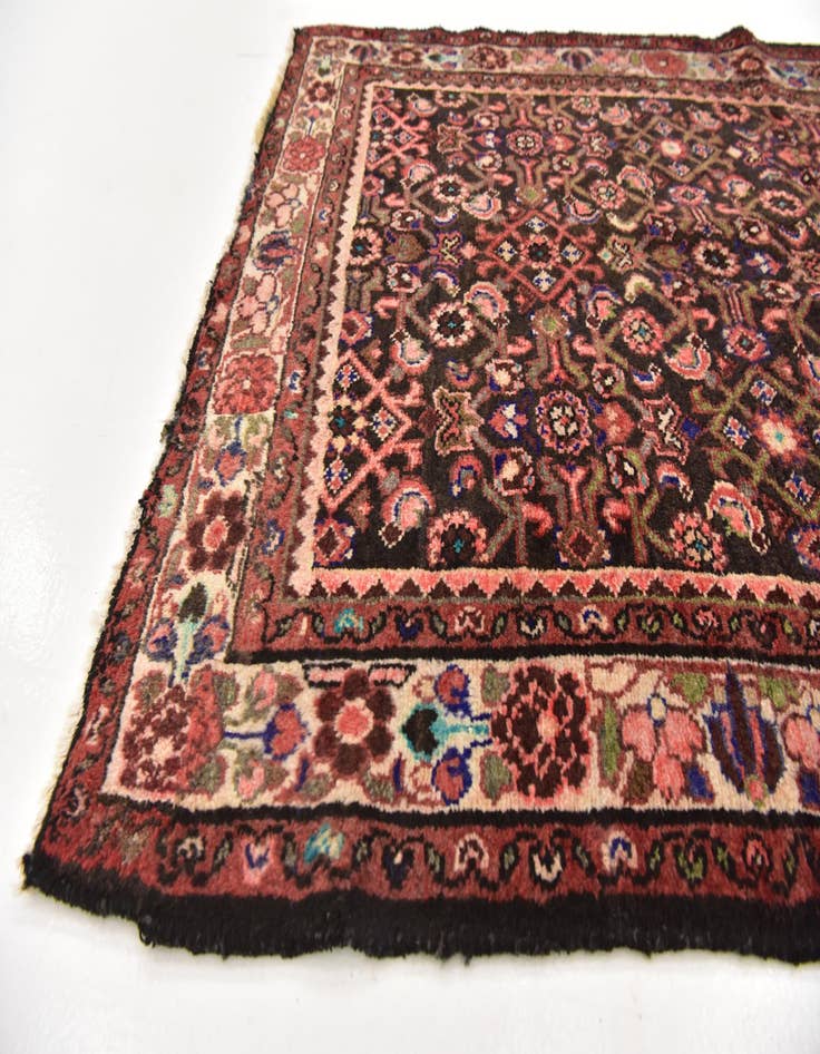 Detail image of 3' 6 x 9' 6 Hand Knotted Hossainabad Persian Wool Runner Rug
