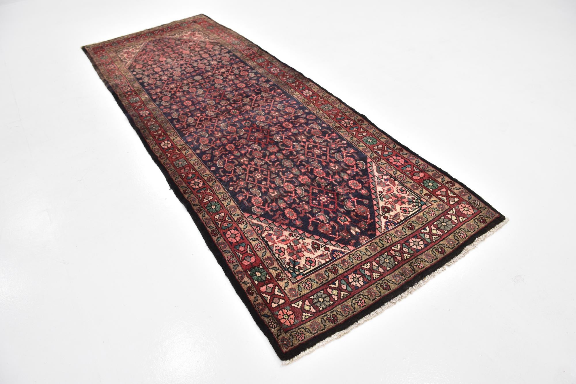 3' 9 x 10' Hand Knotted Hossainabad Persian Wool Runner Rug