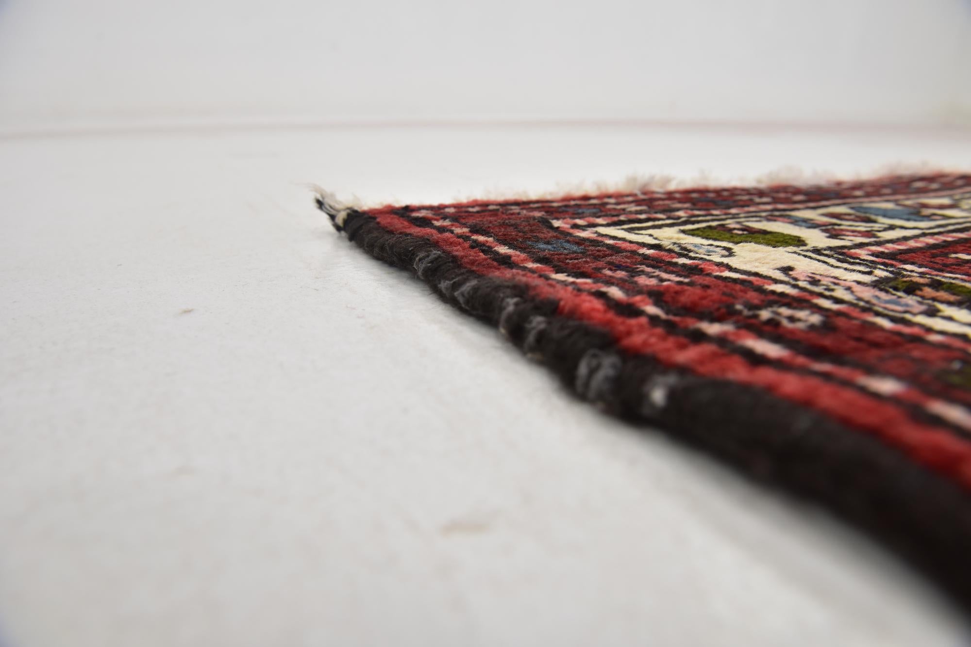 105cm x 300cm Hand Knotted Hossainabad Persian Wool Runner Rug