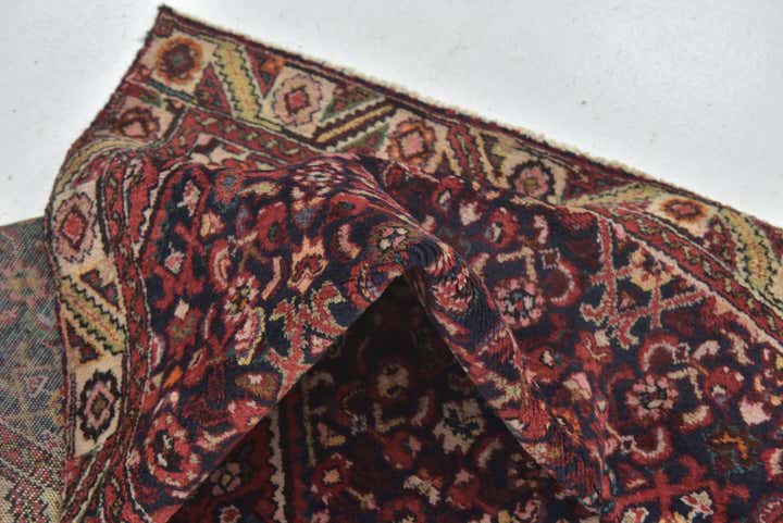 5' x 9' 10 Hand Knotted Hossainabad Persian Wool Runner Rug