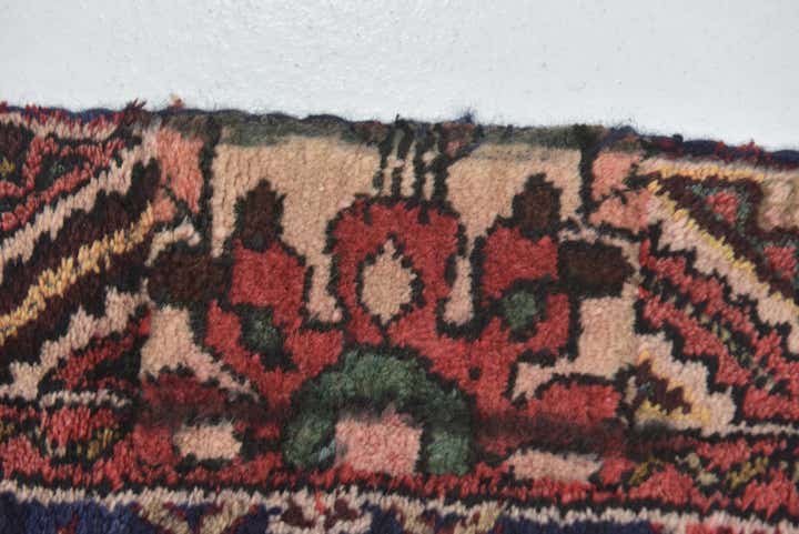 5' x 9' 10 Hand Knotted Hossainabad Persian Wool Runner Rug