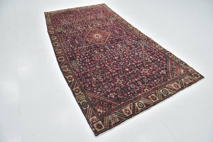 Detail image of 5' x 9' 10 Hand Knotted Hossainabad Persian Wool Runner Rug