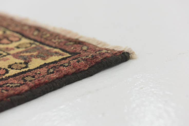 Detail image of 3' 6 x 9' 9 Hand Knotted Hossainabad Persian Wool Runner Rug