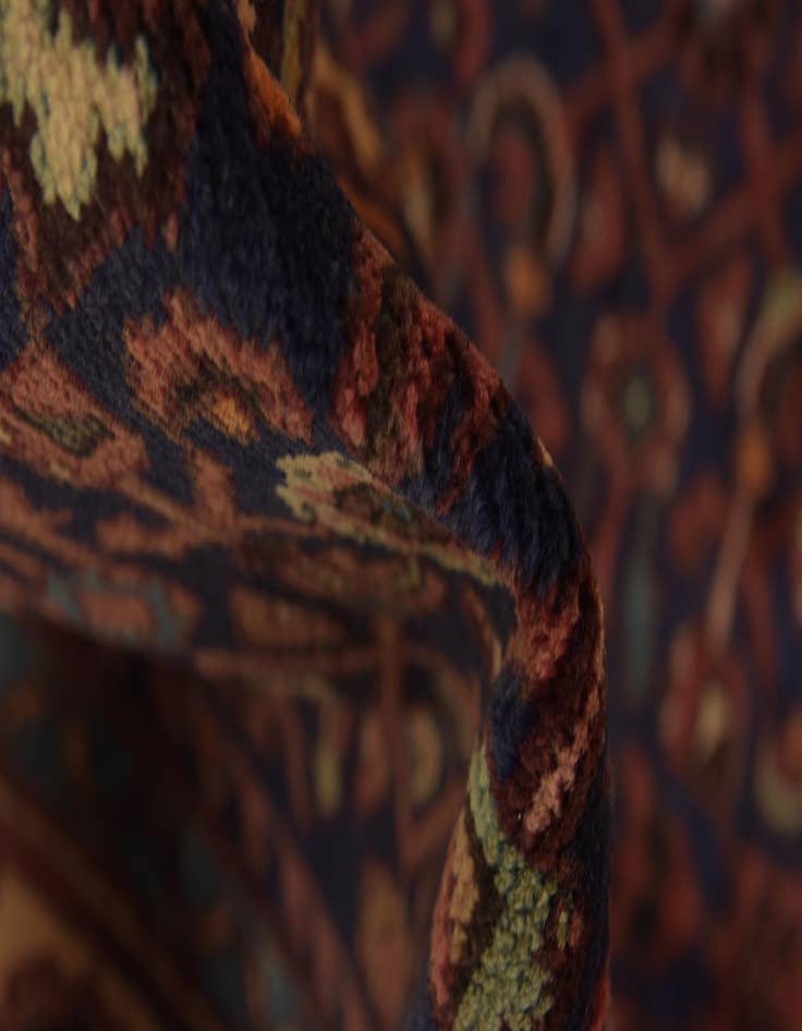 Detail image of 3' 9 x 10' 3  Hand Knotted Hossainabad Persian Wool Runner Rug