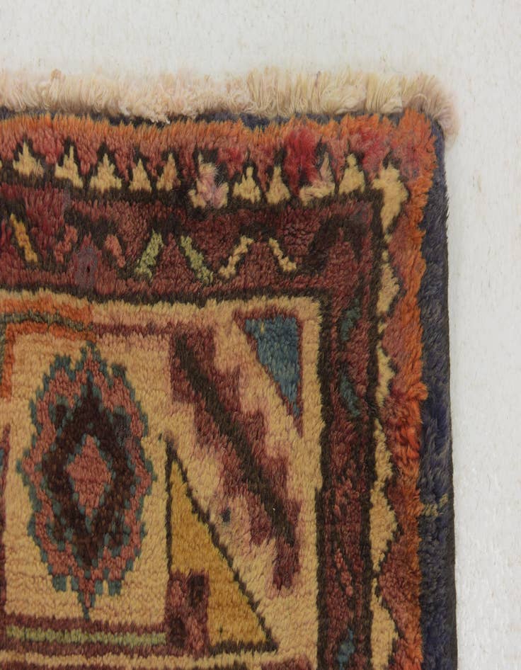 Detail image of 3' 9 x 10' 3  Hand Knotted Hossainabad Persian Wool Runner Rug