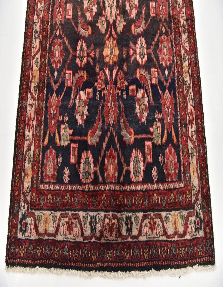 Detail image of 4' 5 x 9' 10  Hand Knotted Hossainabad Persian Wool Runner Rug