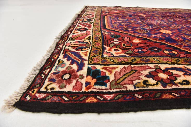 Detail image of 5' 2 x 10' 9 Hand Knotted Hossainabad Persian Wool Runner Rug