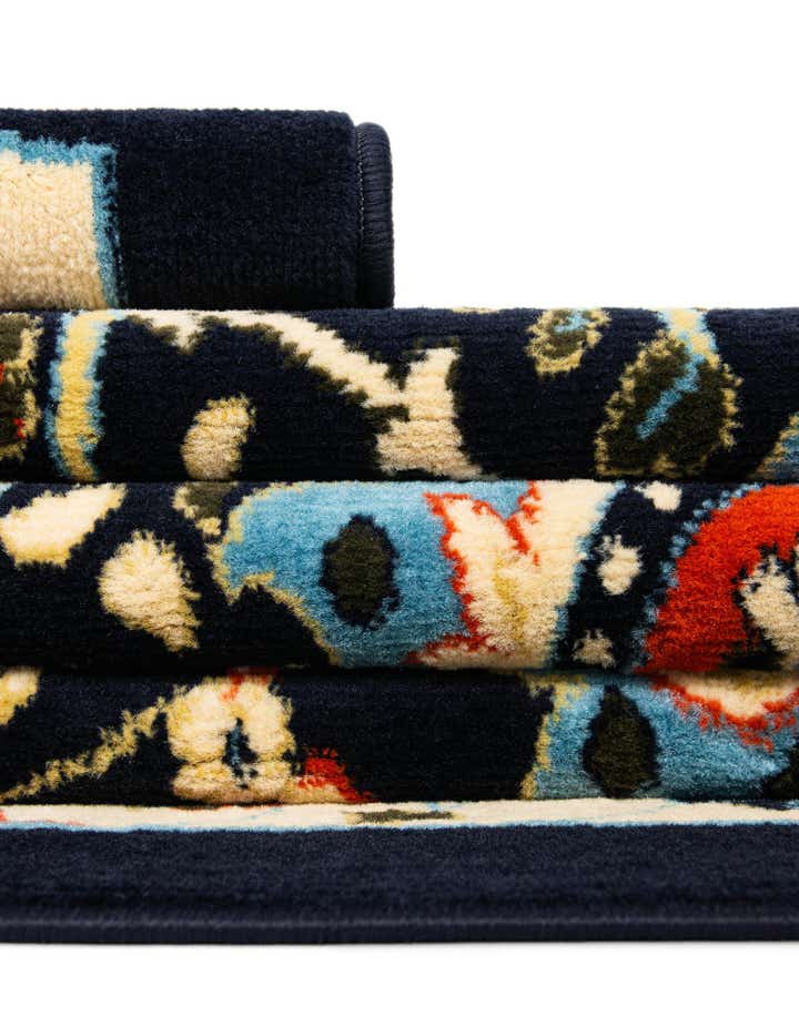 2' 7 x 10' Isfahan Design Runner Rug