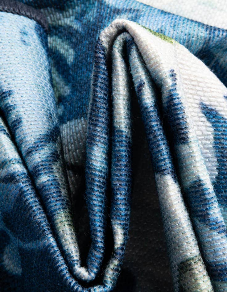 Detail image of 2' x 10' Easy-Clean Jill Zarin Caribbean Indoor / Outdoor Runner Rug