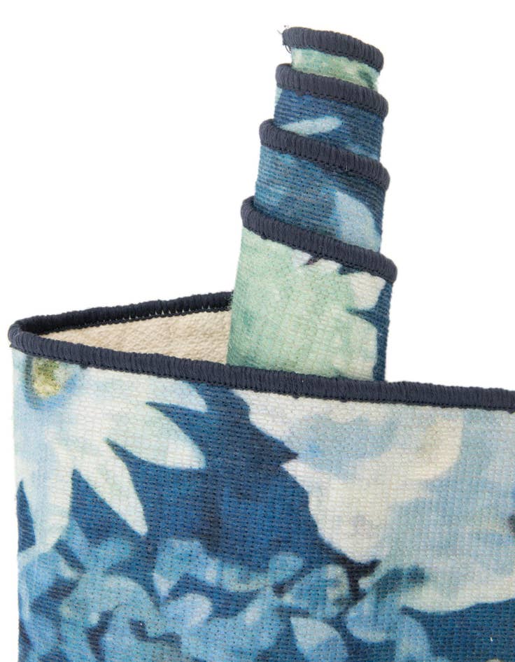 Detail image of 2' x 10'  Washable Jill Zarin Caribbean Indoor / Outdoor Runner Rug