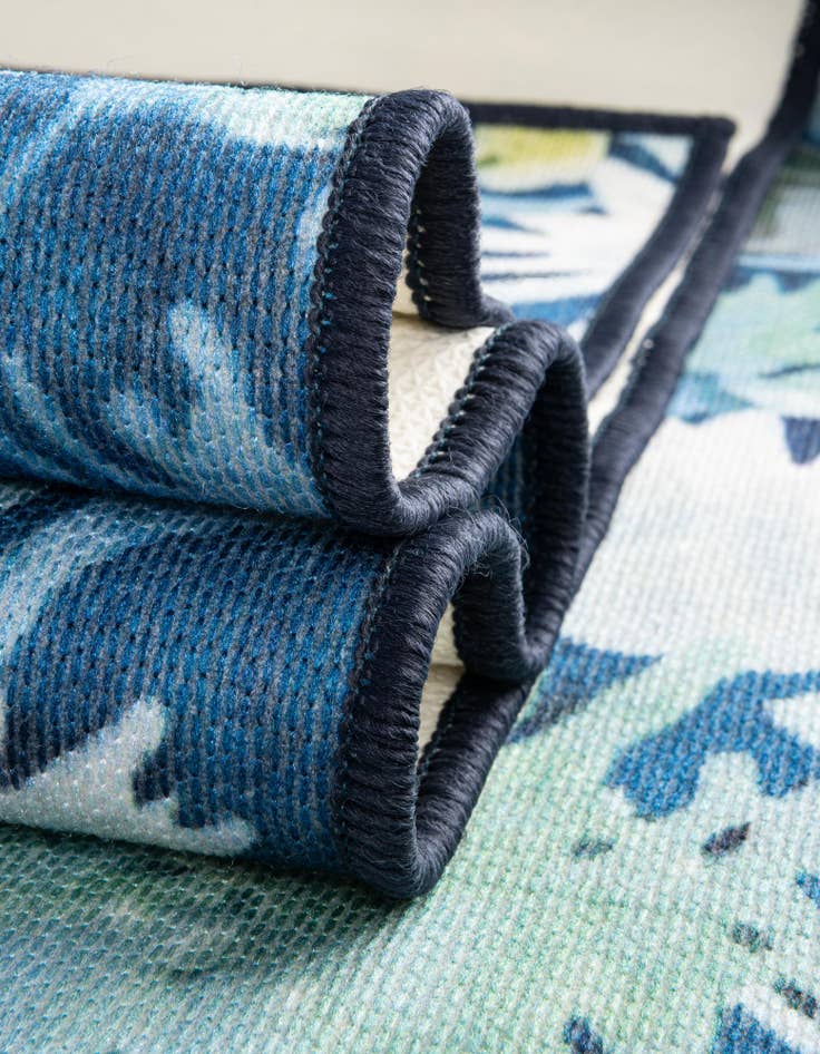 Detail image of 2' x 10'  Washable Jill Zarin Caribbean Indoor / Outdoor Runner Rug