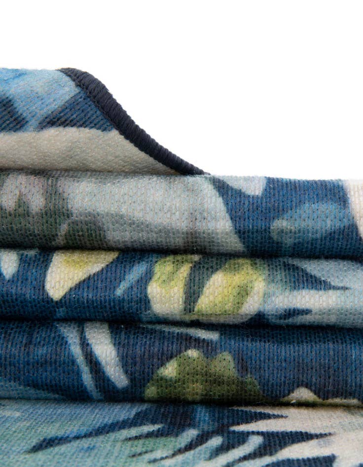 Detail image of 2' x 10'  Washable Jill Zarin Caribbean Indoor / Outdoor Runner Rug