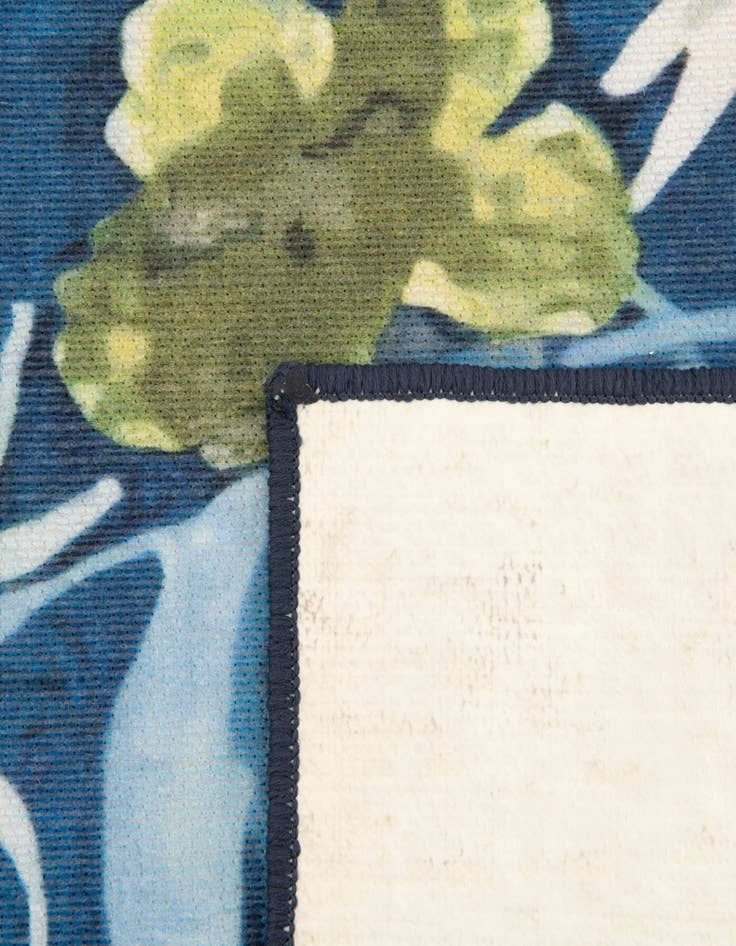 Detail image of 2' x 3' 11 Easy-Clean Jill Zarin Caribbean Indoor / Outdoor Runner Rug