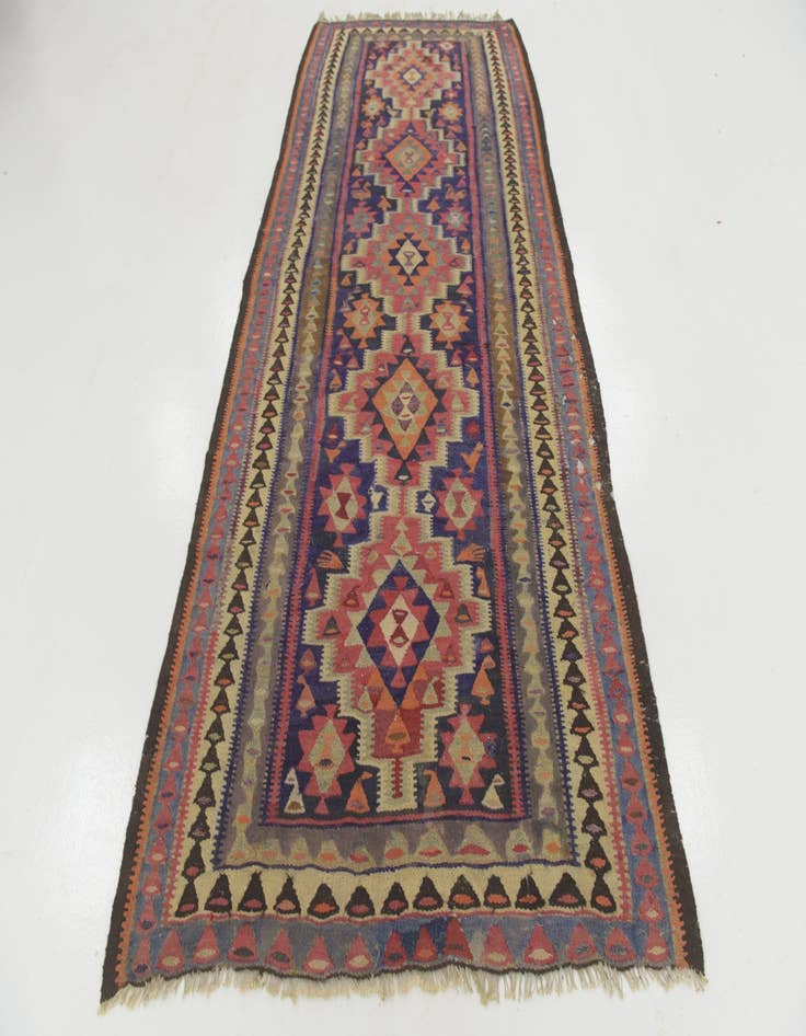 Detail image of 4' 8 x 10'  Hand Woven Kilim Fars Wool Runner Rug