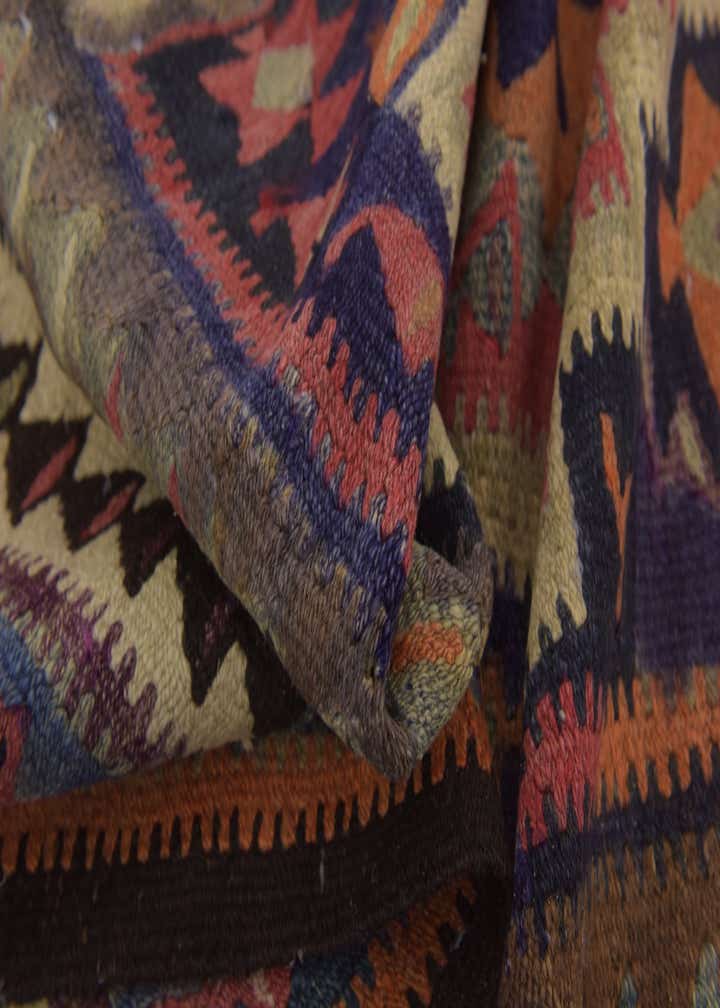 4' 8 x 10' Hand Woven Kilim Fars Wool Runner Rug