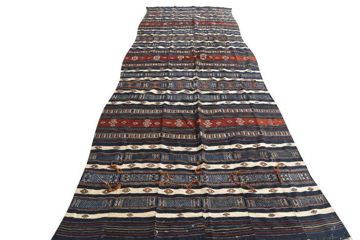 Detail image of 4' 10 x 13' 10 Hand Woven Kilim Fars Wool Runner Rug