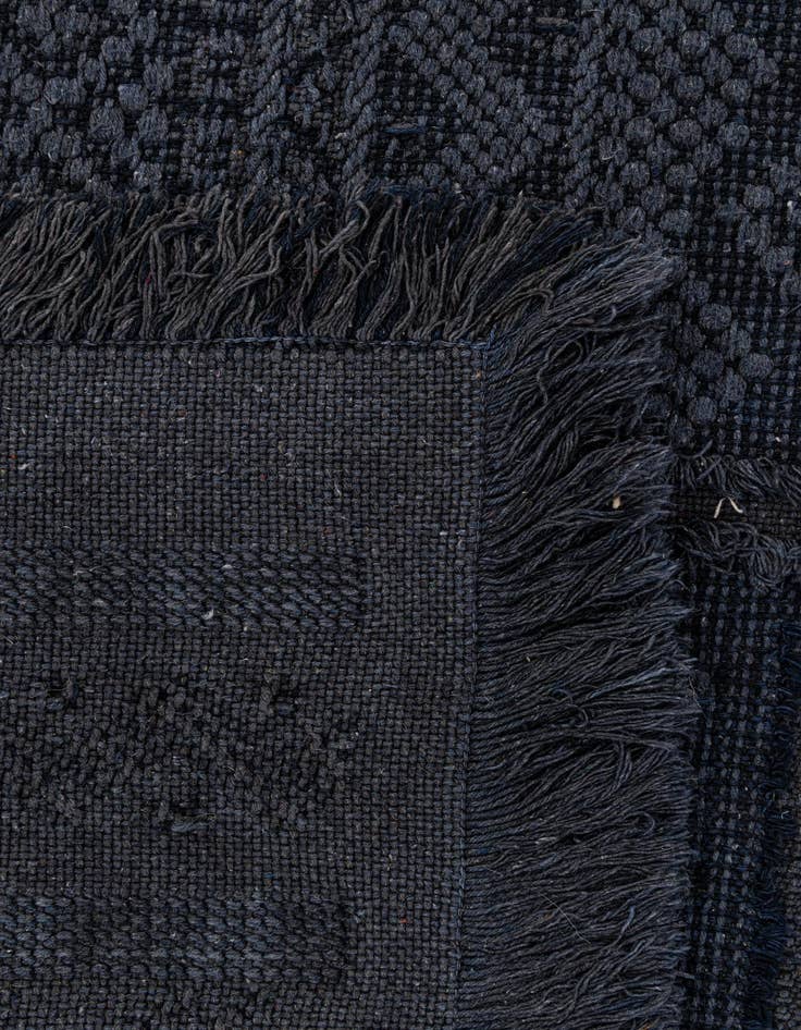 Detail image of 2' 9 x 5' 10 Hand Woven Kilim Modern Wool Runner Rug