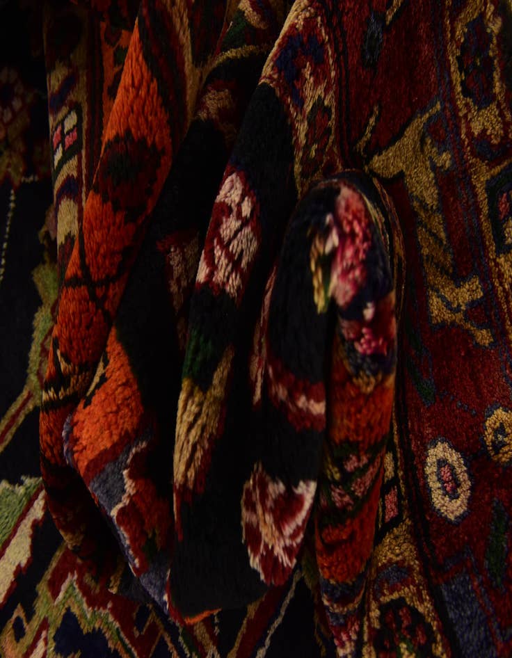 Detail image of 5' x 9' 6 Hand Knotted Koliaei Persian Wool Runner Rug