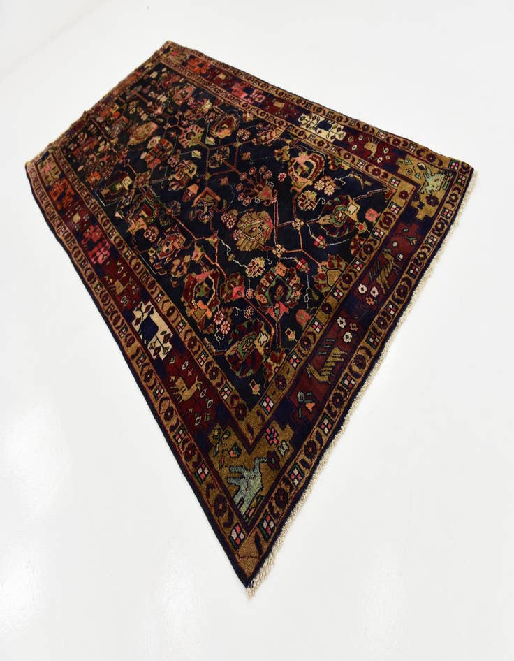 Detail image of 5' x 9' 6 Hand Knotted Koliaei Persian Wool Runner Rug