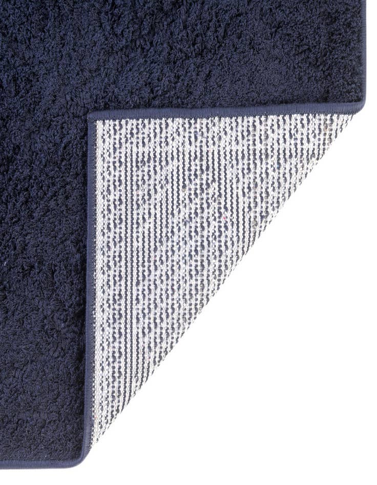 Detail image of 2' x 6' 9 Lattice Shag Runner Rug