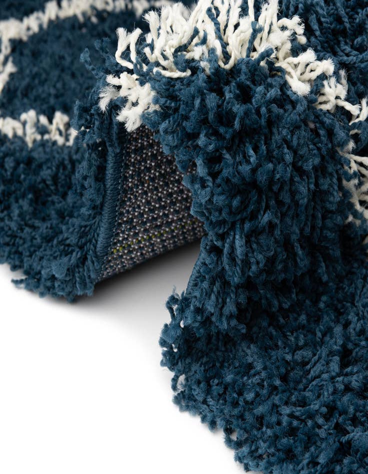 Detail image of 60cm x 213cm Trellis Shag Runner Rug