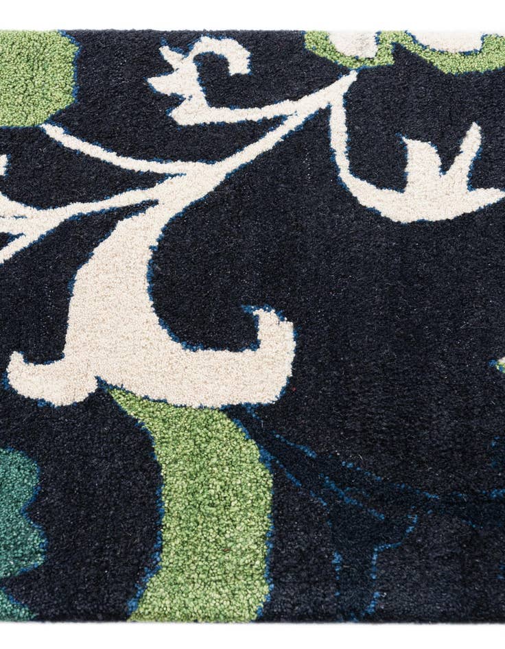 Detail image of 2' 1 x 4' Luna Runner Rug