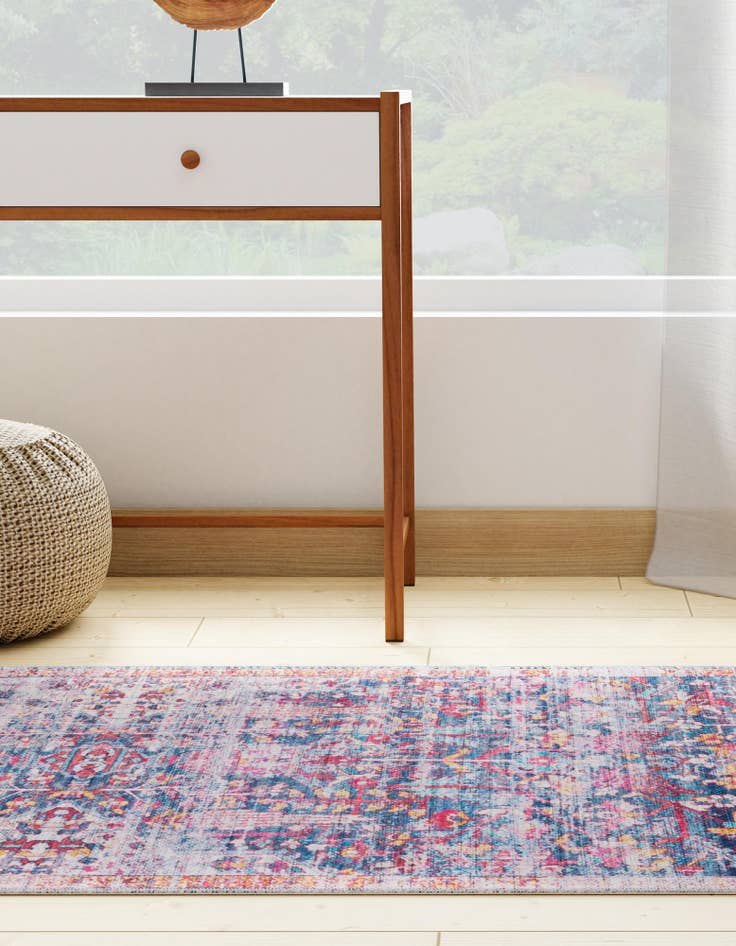 Detail image of 2' 7 x 13' Washable Maahru Runner Rug