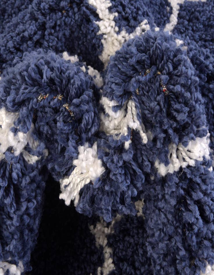 Detail image of 2' 7 x 10' Marrakesh Shag Runner Rug