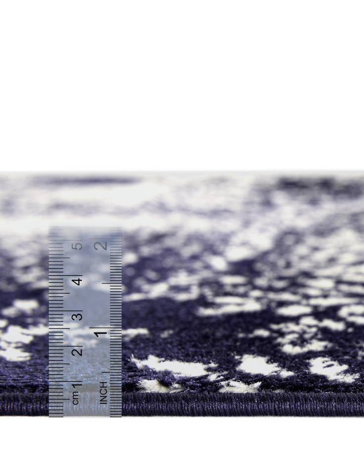 Detail image of 3' 3 x 16' 5 Monte Carlo Runner Rug