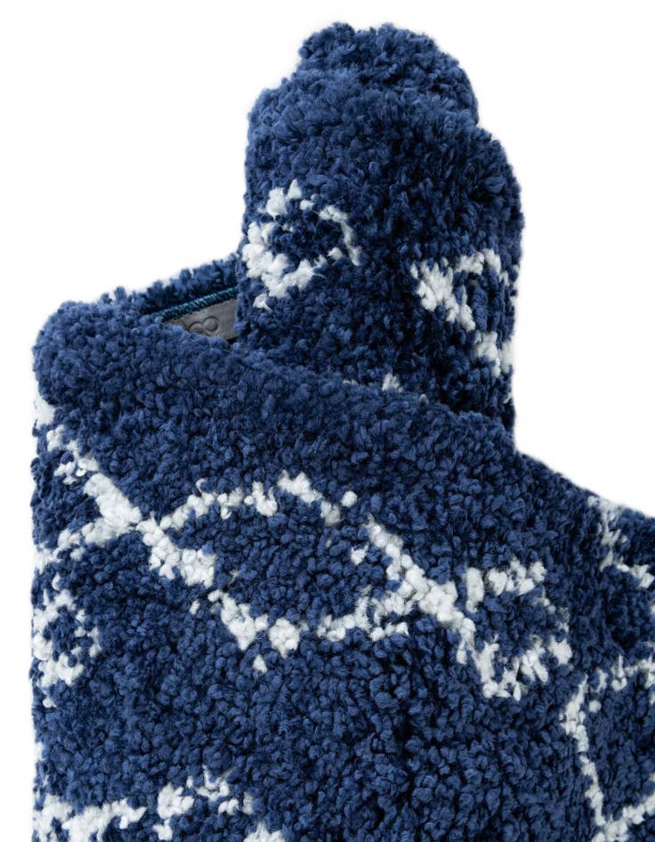 Detail image of 2' 7 x 6' Moroccan Shag Runner Rug