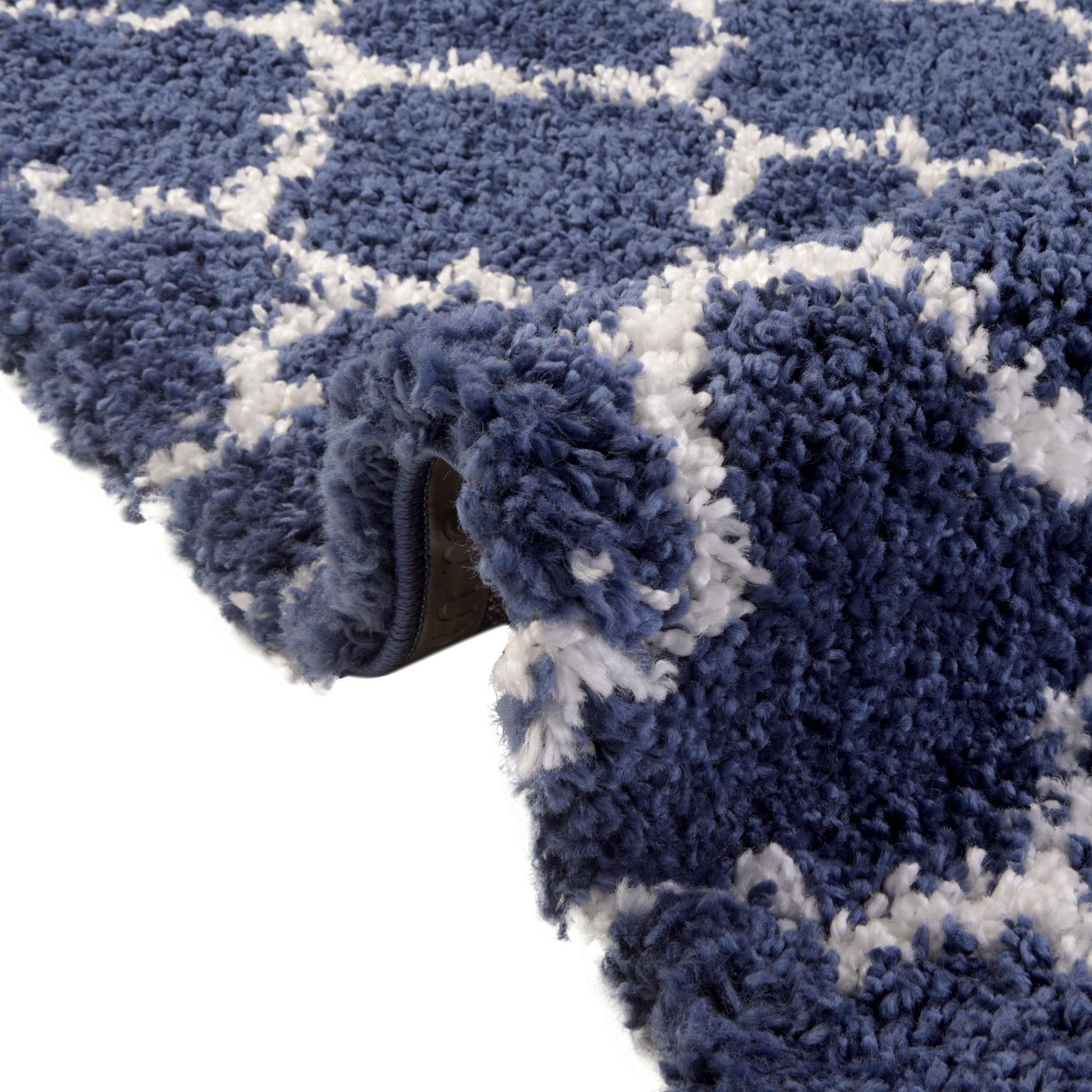 2' 7 x 10' Moroccan Shag Runner Rug