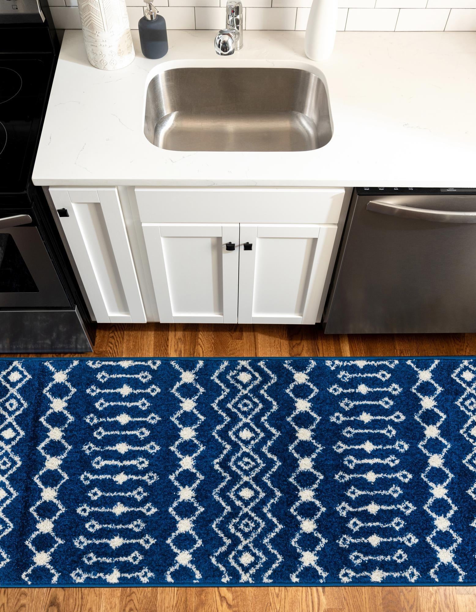 3' 3 x 16' 5 Moroccan Trellis Runner Rug