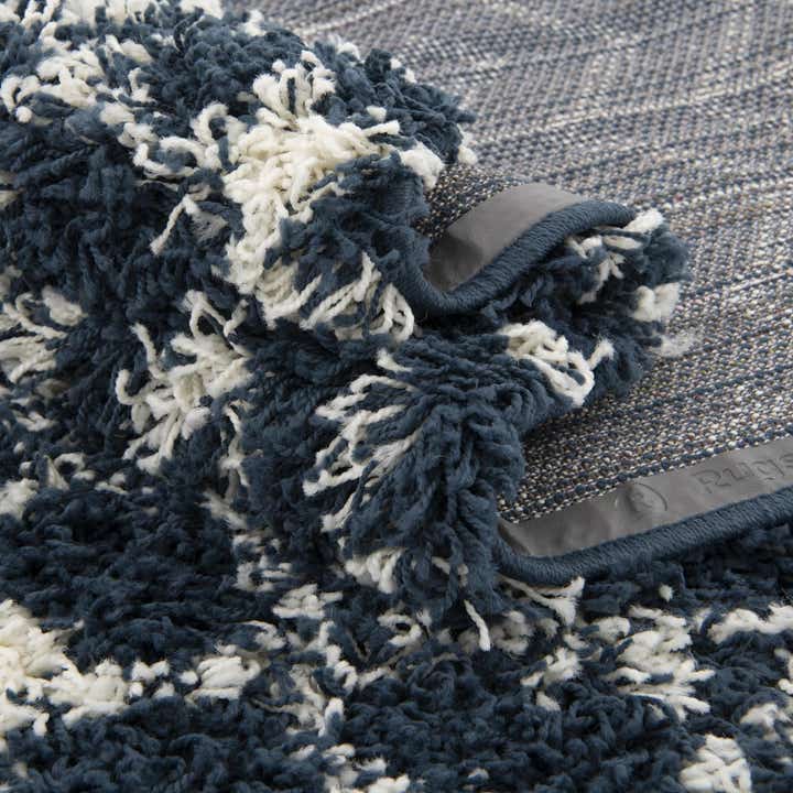 2' x 5' Moroccan Trellis Shag Runner Rug