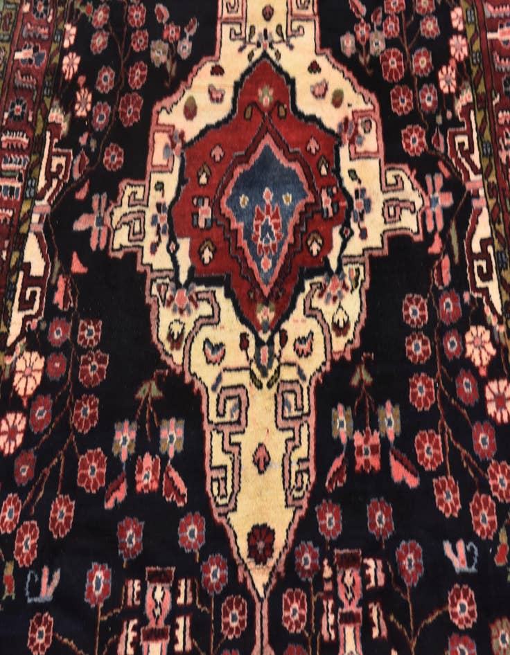 Detail image of 4' 8 x 10'  Hand Knotted Nahavand Persian Wool Runner Rug
