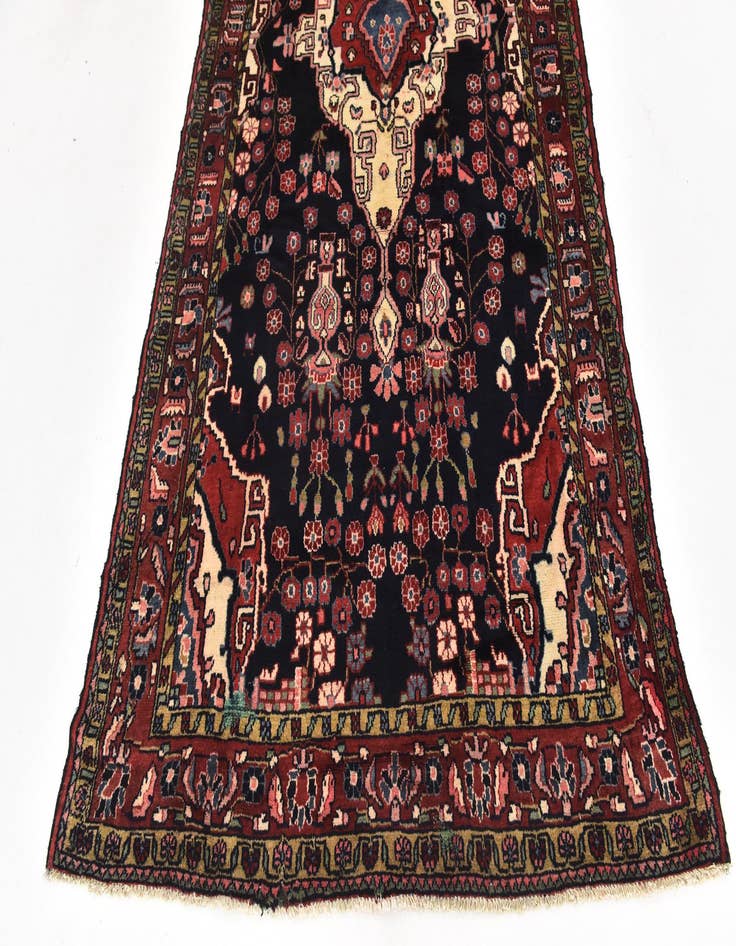 Detail image of 4' 8 x 10'  Hand Knotted Nahavand Persian Wool Runner Rug