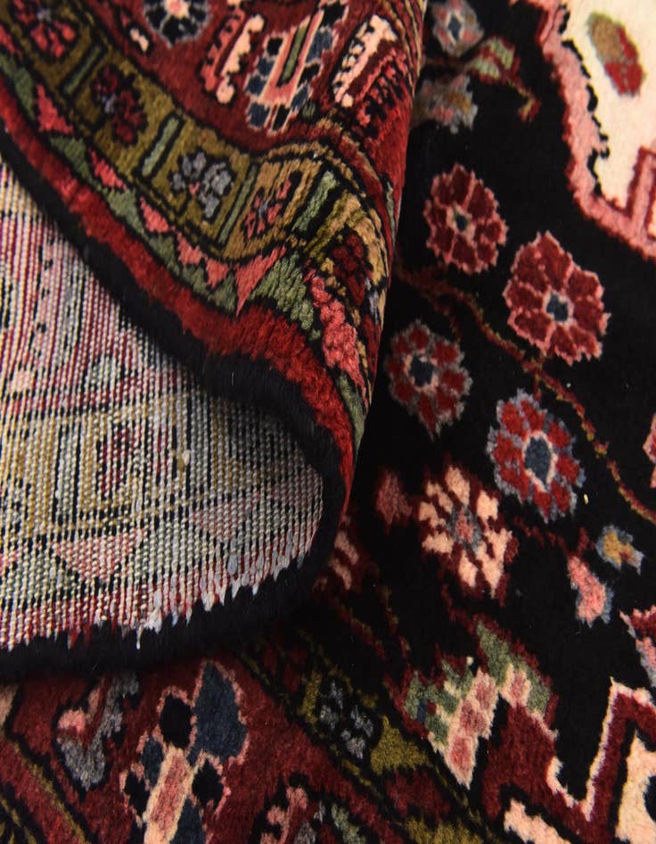Detail image of 4' 8 x 10'  Hand Knotted Nahavand Persian Wool Runner Rug