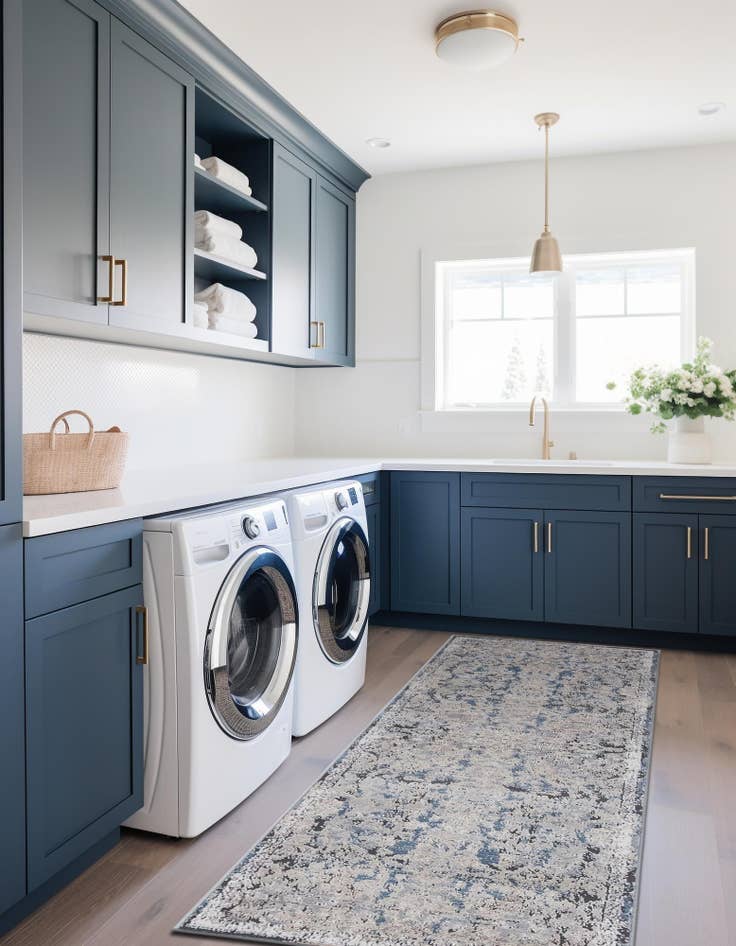 Detail image of 2' 7 x 12' Oregon Runner Rug