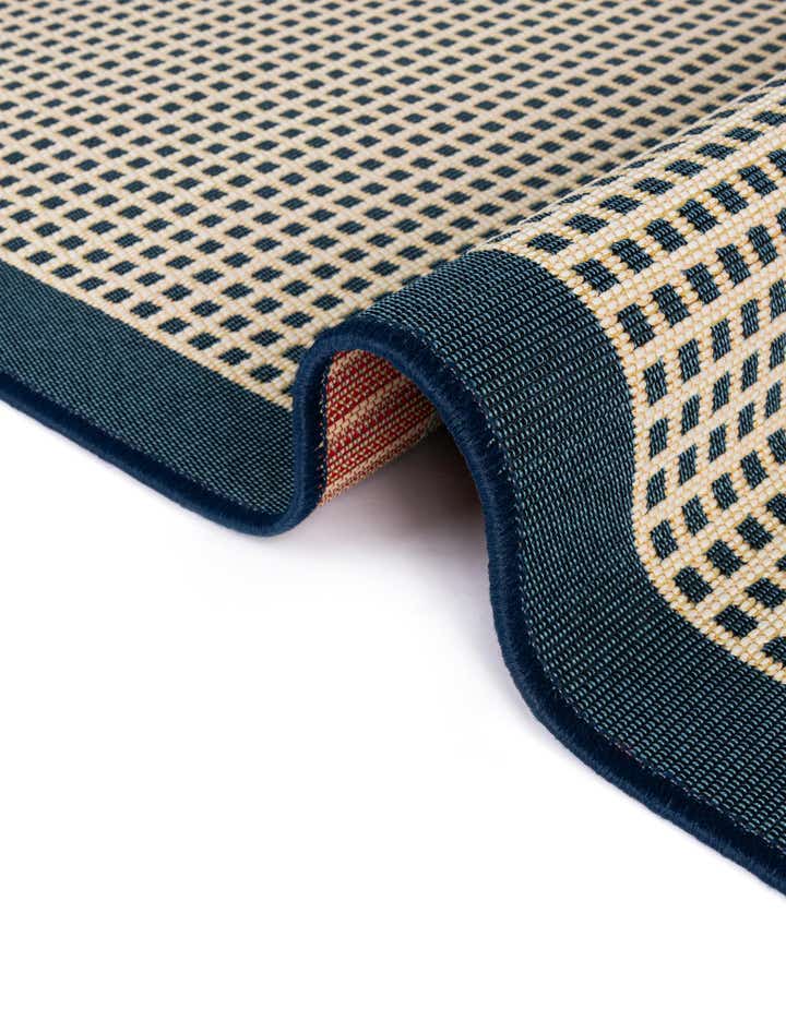 2' 7 x 10' Easy-Clean Border Indoor / Outdoor Runner Rug