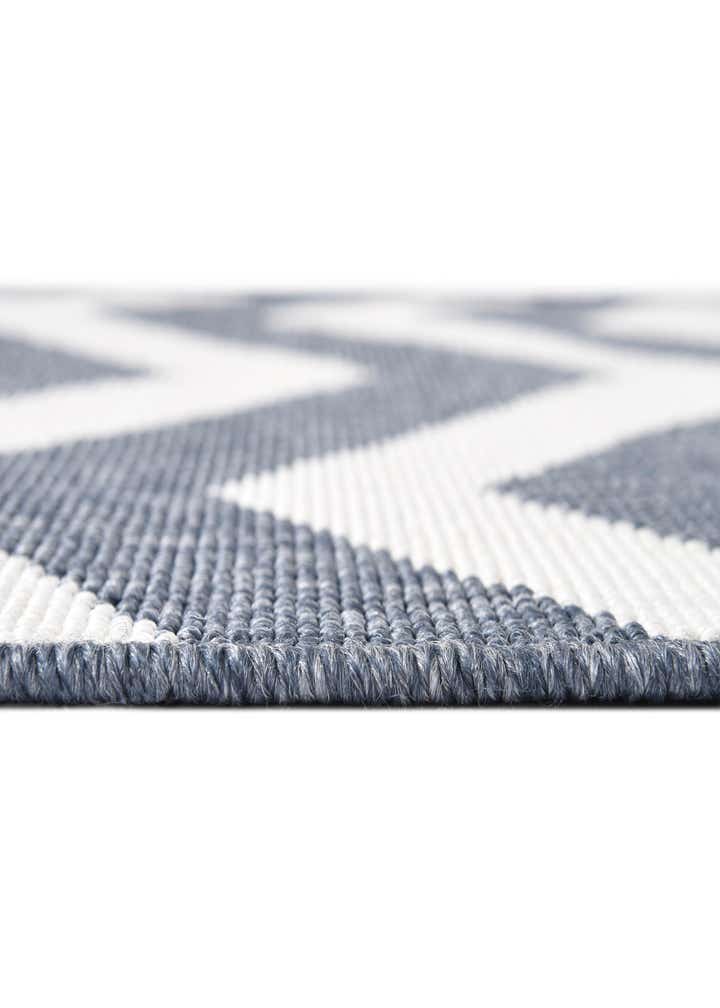2' x 6' Easy-Clean Coastal Indoor / Outdoor Runner Rug